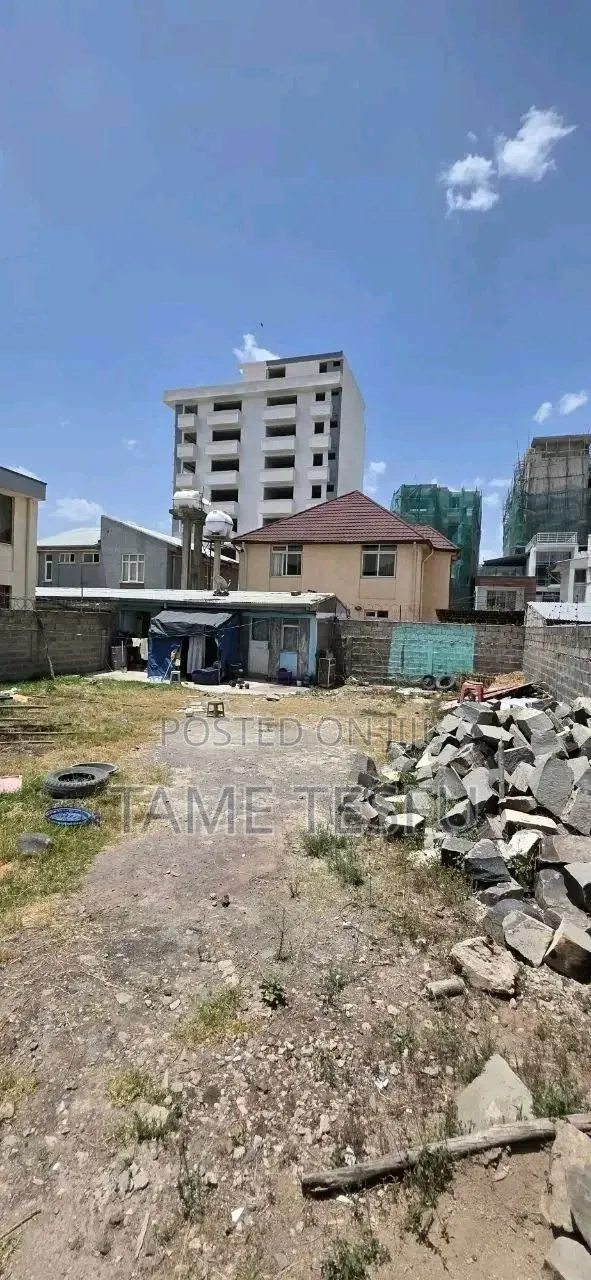 2bdrm House in ኪዳን ምህረት, Yeka for sale