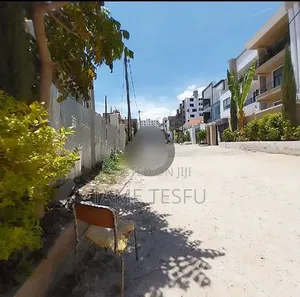 2bdrm House in ኪዳን ምህረት, Yeka for sale
