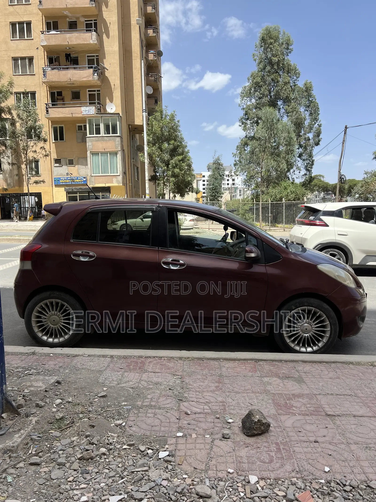 Toyota Yaris 2010 Burgundy