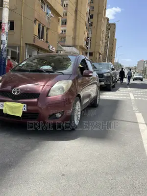 Toyota Yaris 2010 Burgundy