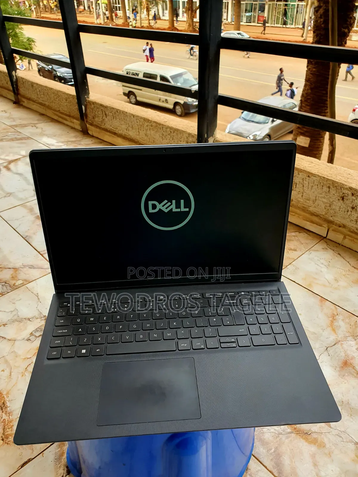 Laptop Dell Inspiron 11 3000 8GB Intel Core i3 HDD 1T
