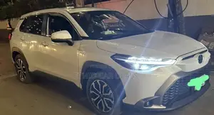 Toyota Frontlander 2024 White
