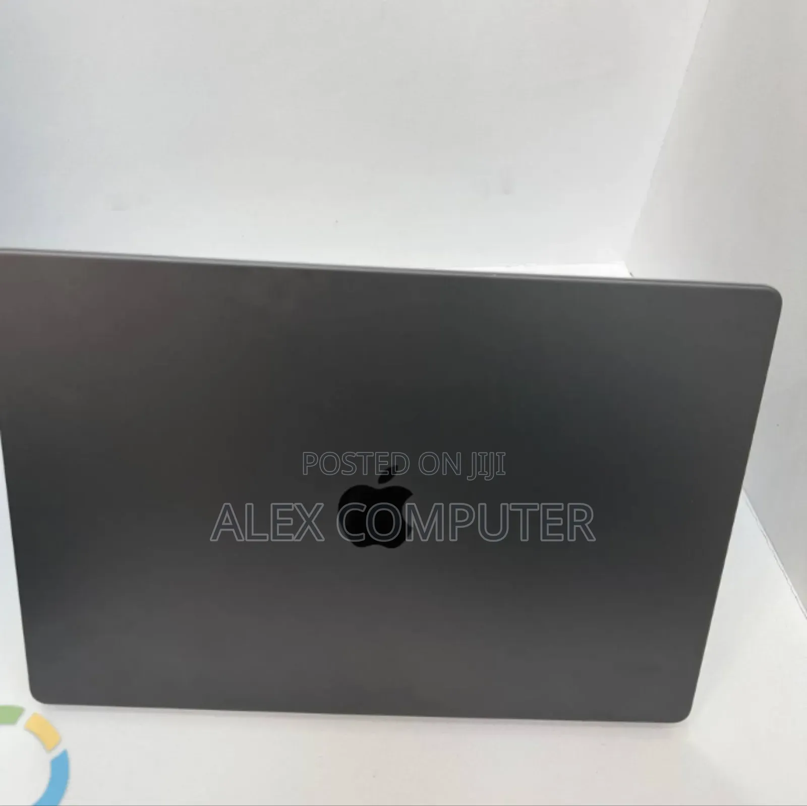 New Apple MacBook Pro 2023 M3 Pro 16-inch 18GB Apple M3 Pro SSD 512GB