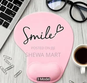 Ergonomic Wrist Rest Mouse Pad With Smile Script Heart Design - Non