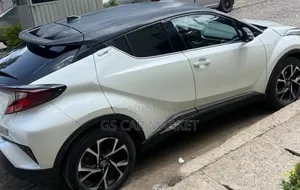 Toyota C-HR 2020 Ivory
