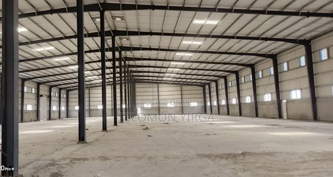 Warehouse for Sale, Area 10000 Square Meters.