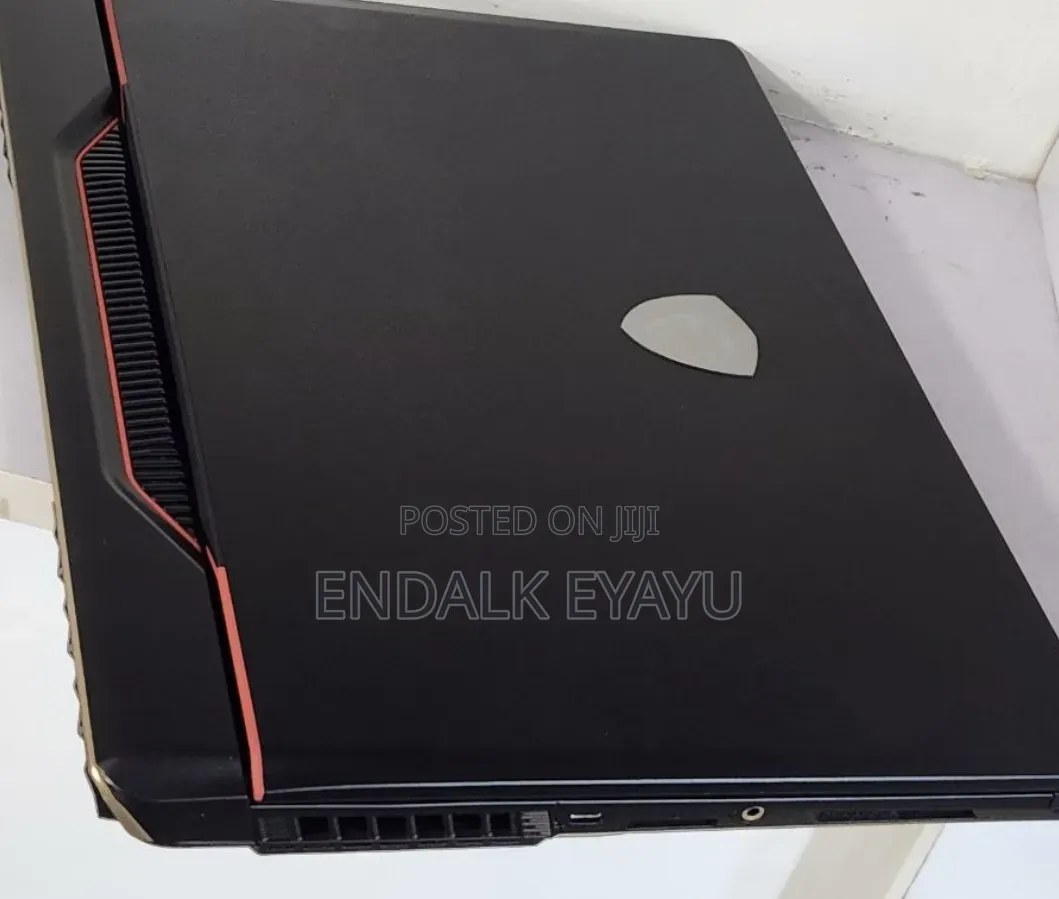 New Laptop MSI Raider GE68HX 13VI-202US 32GB Intel Core i9 SSD 1T