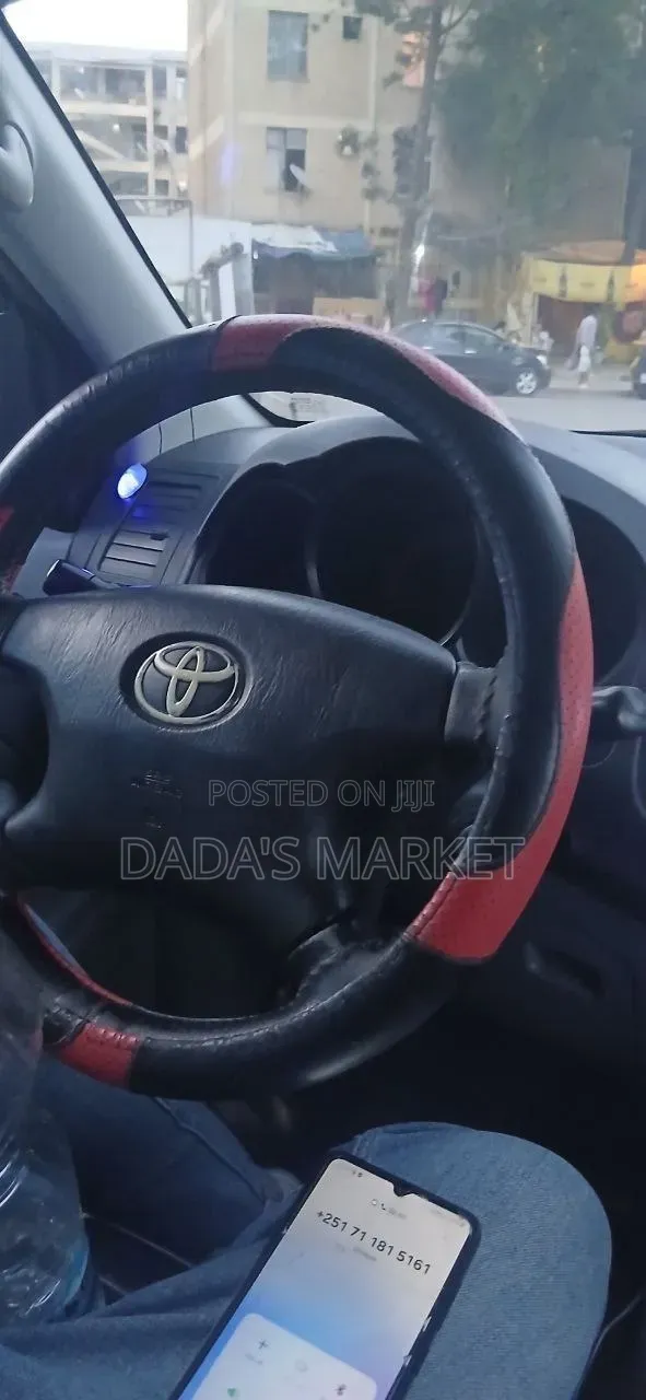 Toyota Hilux 2010 Black