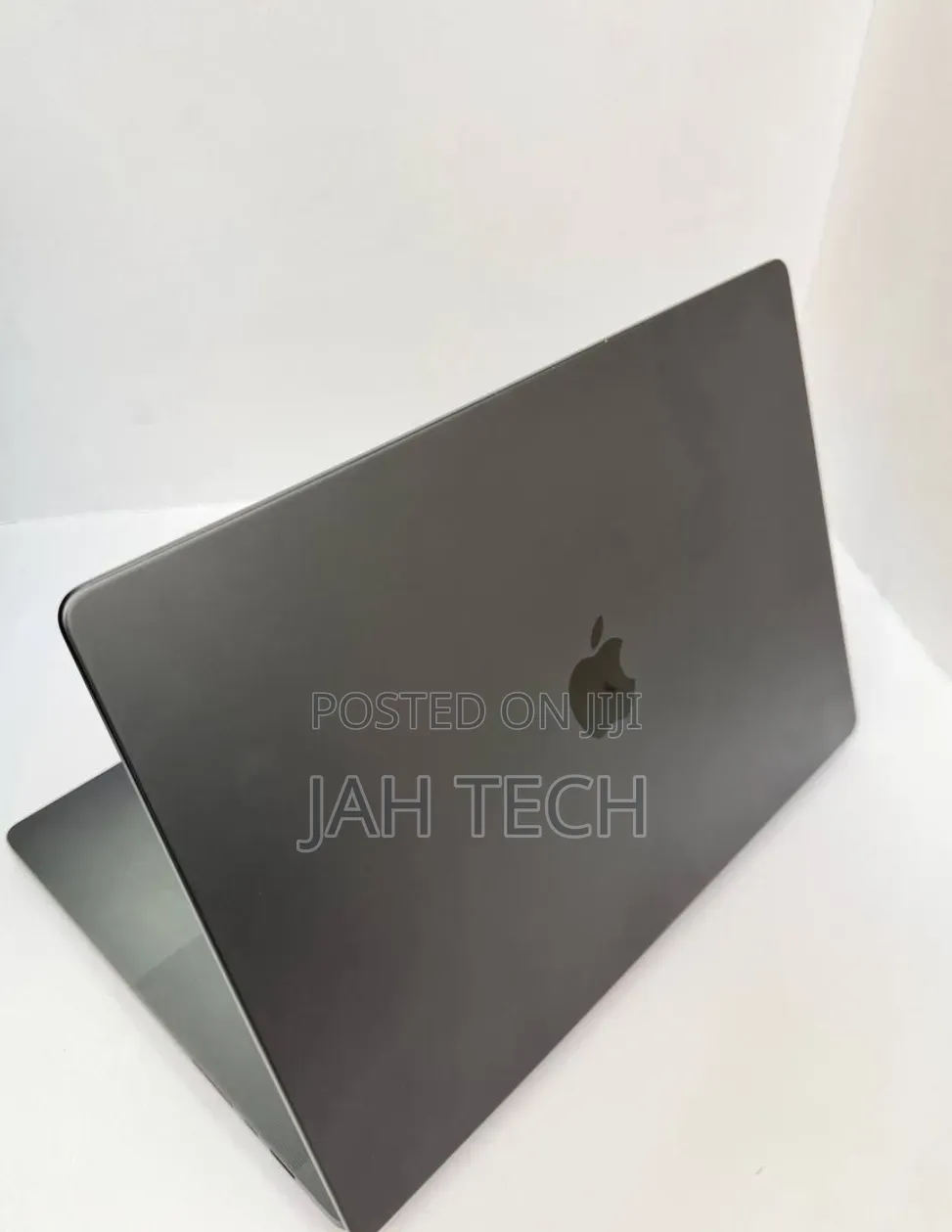 New Apple MacBook Pro 2023 M3 Pro 16-inch 18GB Apple M3 Pro SSD 512GB