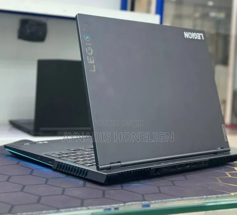New Laptop Lenovo 16GB AMD Ryzen 9 SSD 1T