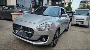 Suzuki Swift 2021 Silver
