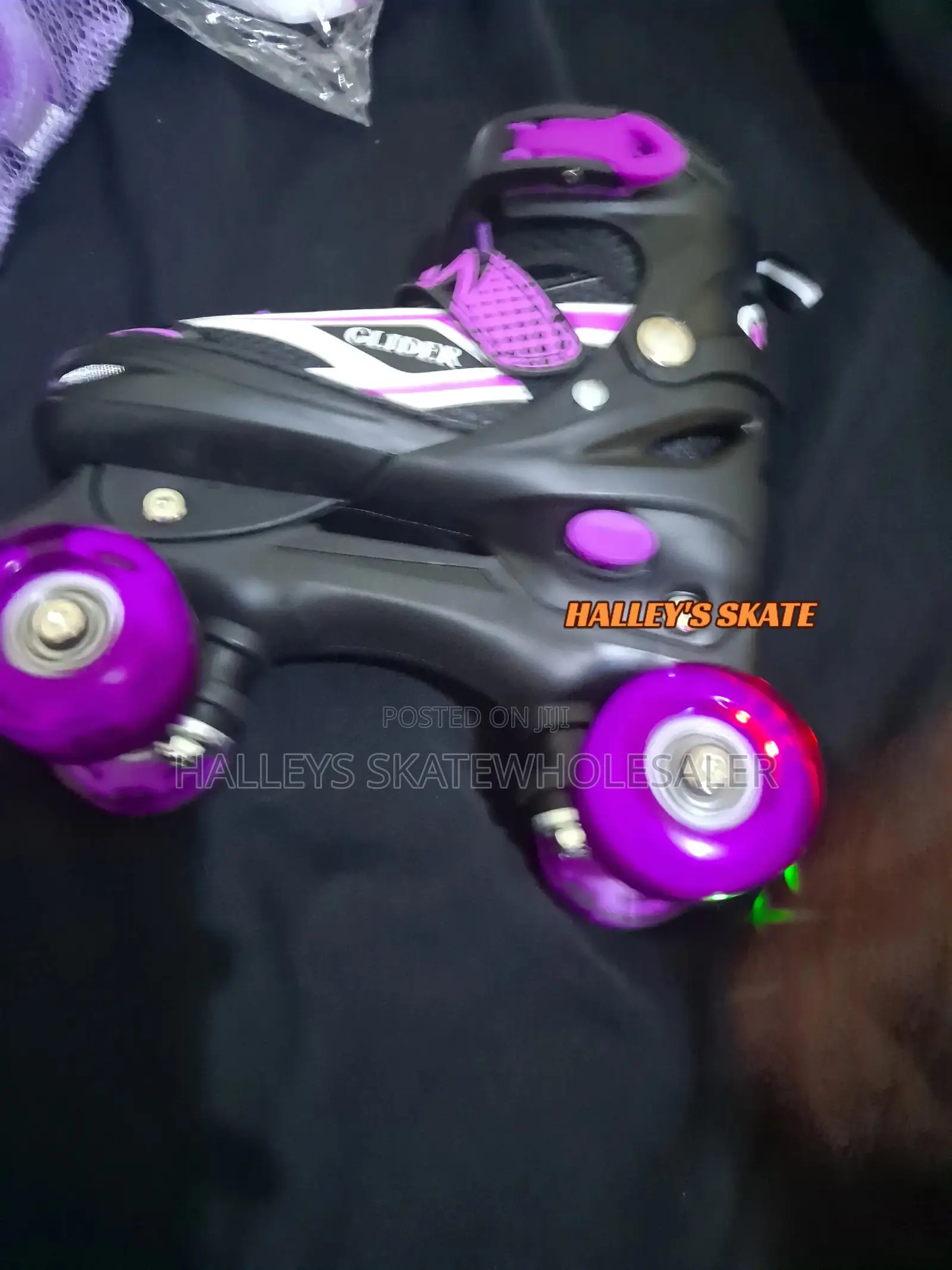 Glider Rollerskate Quad Pu Light Wheels