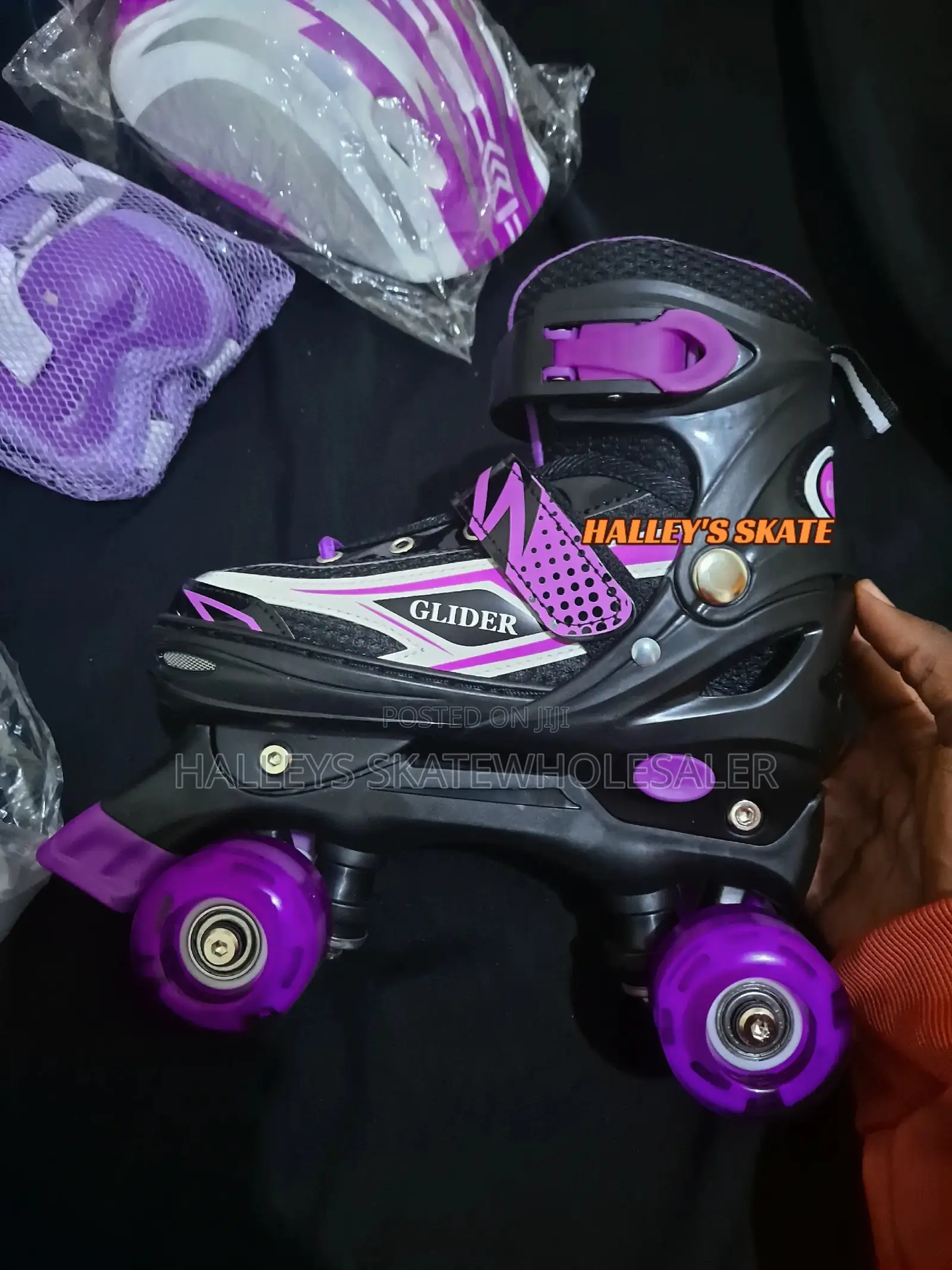 Glider Rollerskate Quad Pu Light Wheels