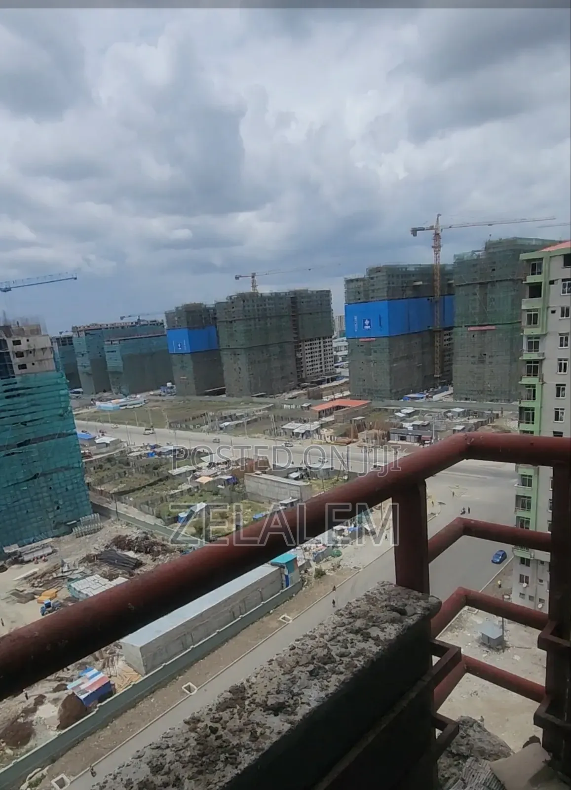 3bdrm Condo in Yeka for sale