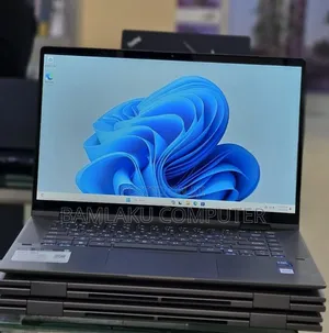 New Laptop HP Envy 15 16GB Intel Core 7 SSD 1T