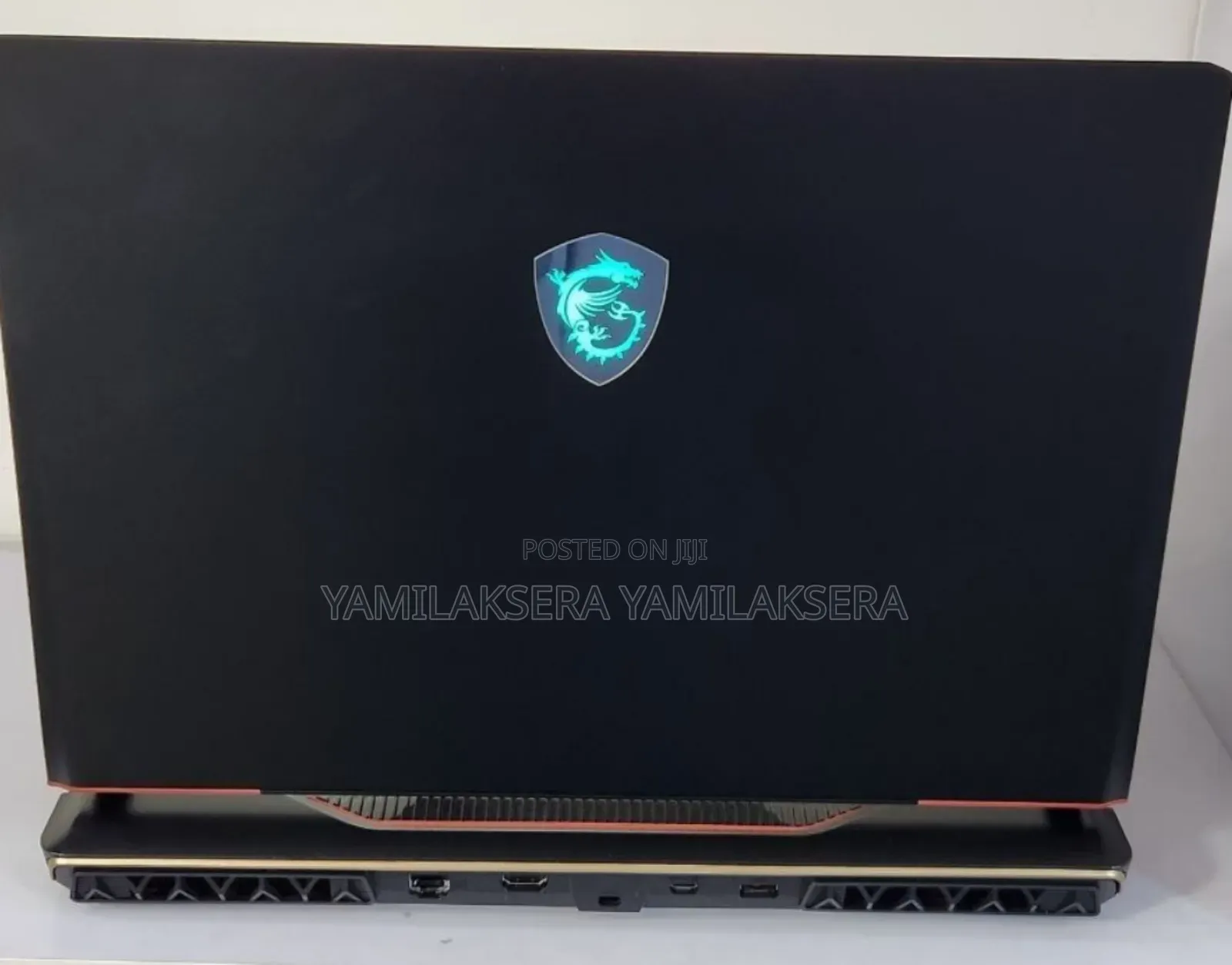 New Laptop MSI Raider 18 HX AI A2XW 32GB Intel Core i9 SSD 1T