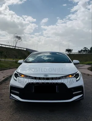 Toyota Corolla 2023 White