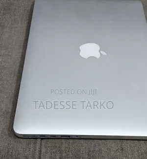 New Laptop Apple MacBook Pro 2015 8GB Intel Core i5 SSD 128GB