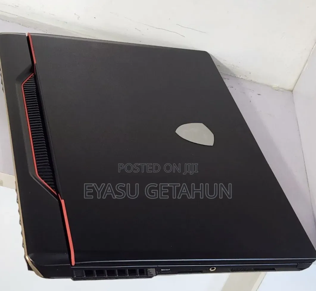 New Laptop MSI Raider GE68HX 13VI-202US 32GB Intel Core i9 SSD 1T