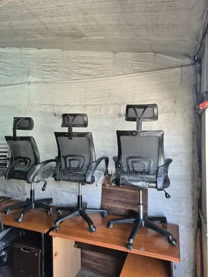 Office Chair | Comfortable Rotating Managerial Wenber የቢሮ ወንፊት ወንበር