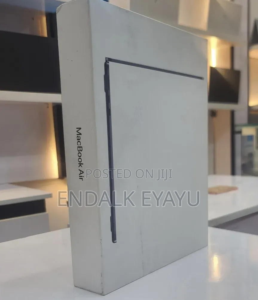 New Laptop Apple MacBook Air 16GB Apple M5 SSD 512GB