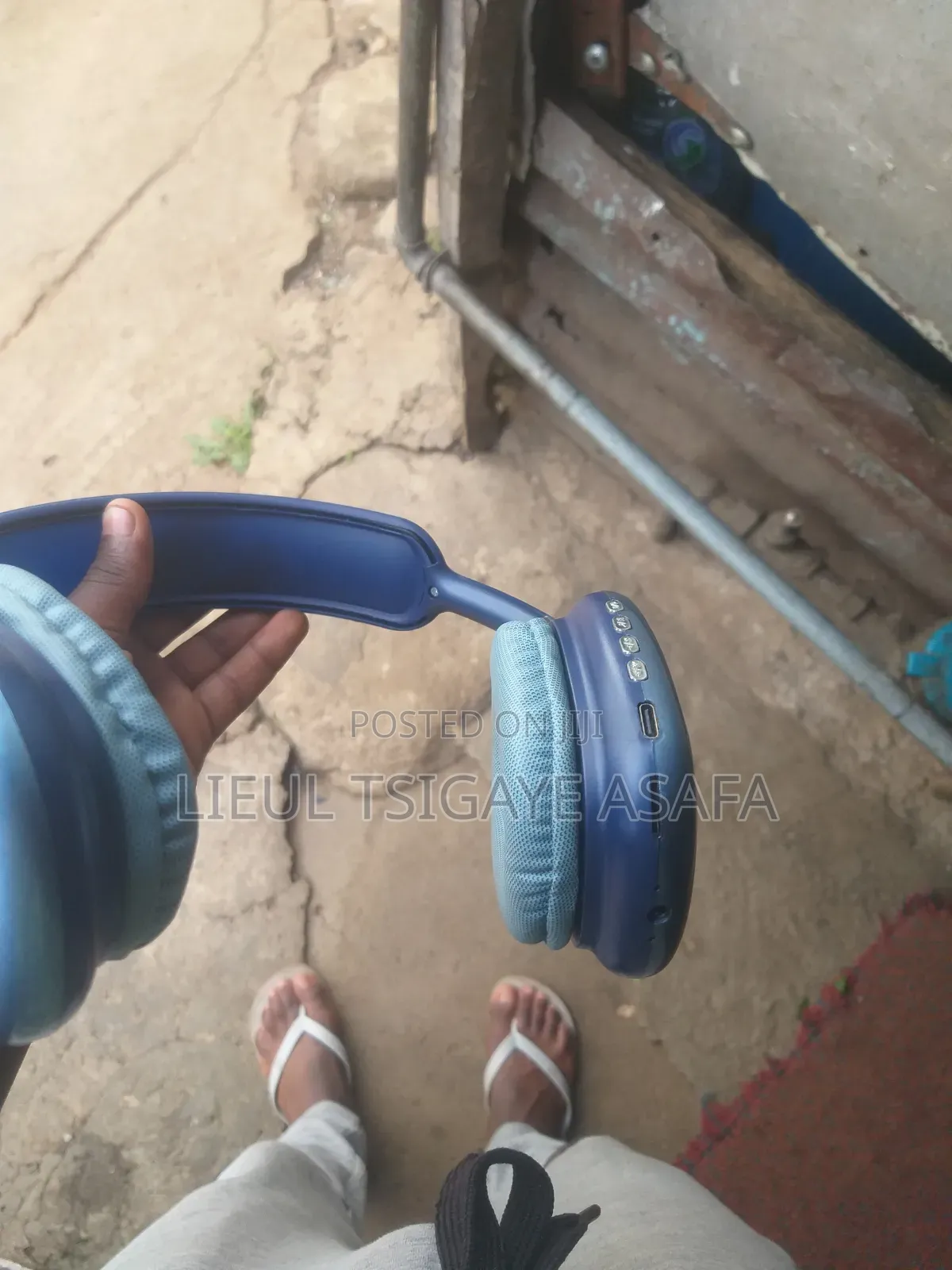 New Hadephone Call Me