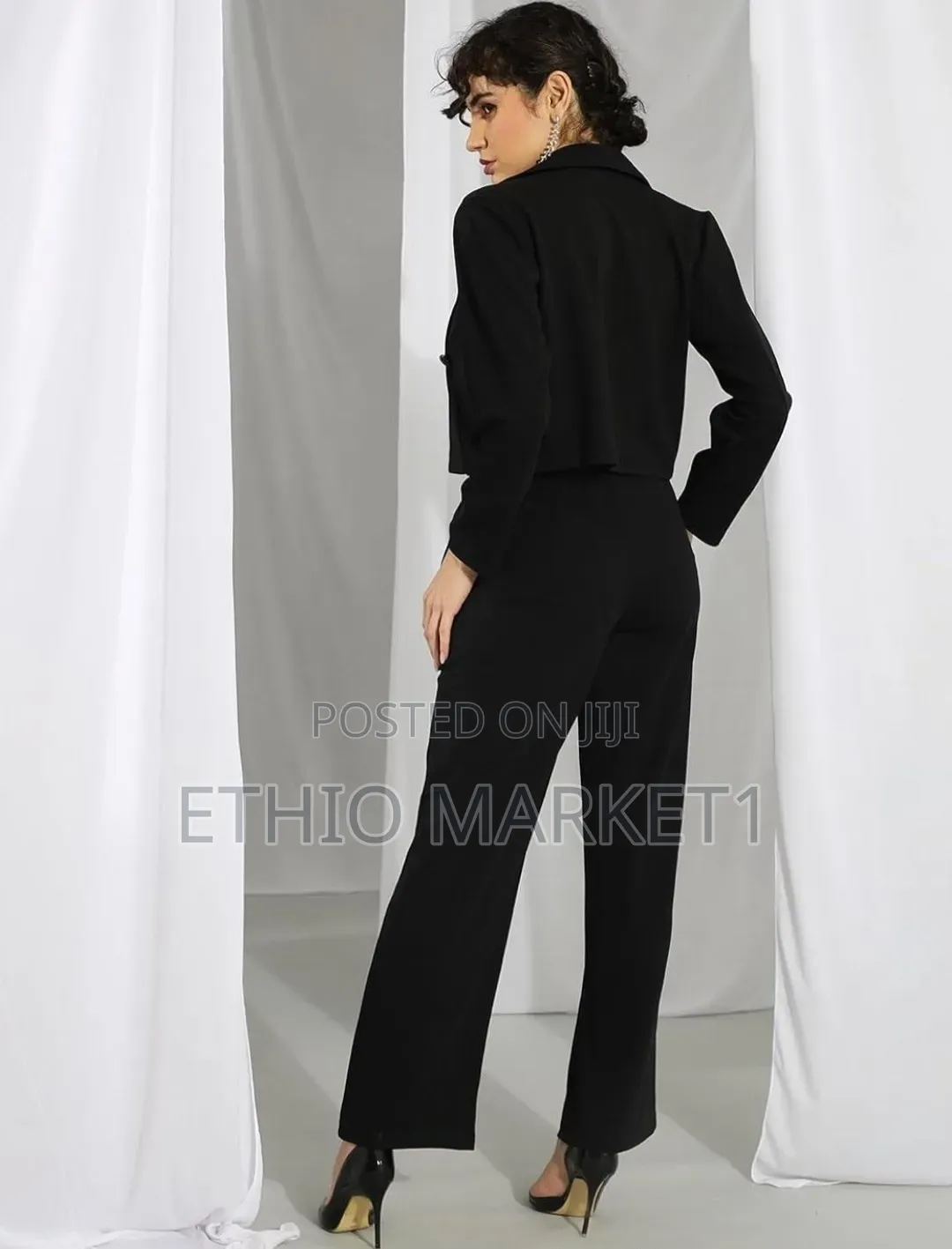 Elegant Black Two-Piece Women’S Suit Set