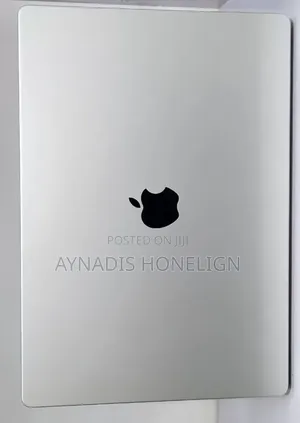 New Laptop Apple MacBook Air 24GB Intel Core M3 SSD 512GB