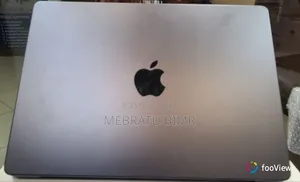 New Apple MacBook Pro 2025 M5 14-inch 16GB Apple M5 Pro SSD 512GB