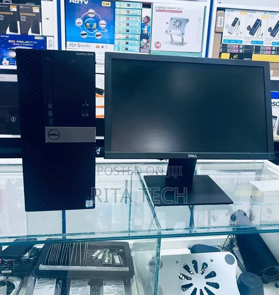Desktop Computer Dell Optiplex 3040 4GB Intel Core i9 HDD 640GB