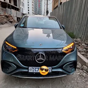 Mercedes-Benz EQE 2024 Blue