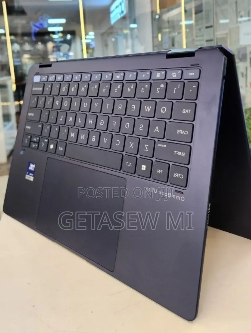 New Laptop HP OmniBook 5 14" 16GB Intel Core Ultra 7 SSD 1T