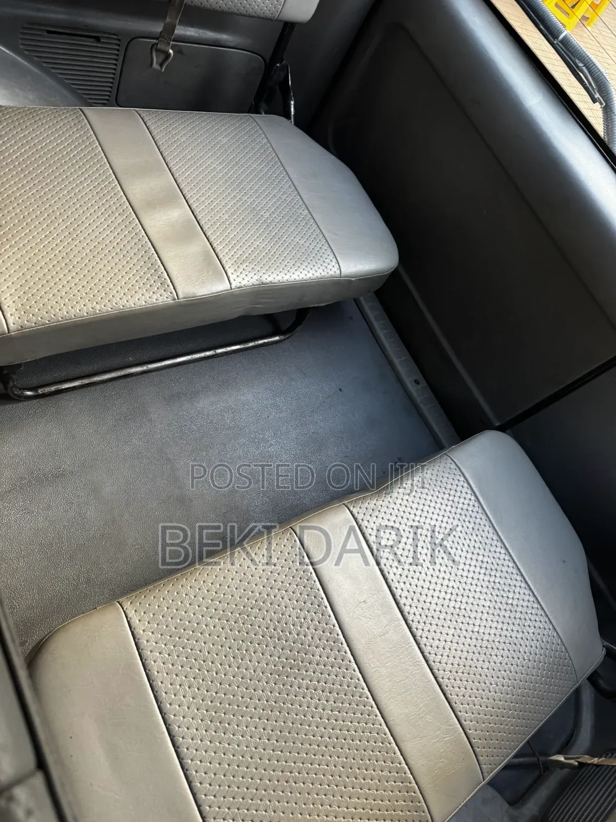 Toyota Land Cruiser 2005 White