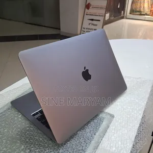 New Laptop Apple MacBook Air 2020 M1 8GB Apple M1 SSD 256GB