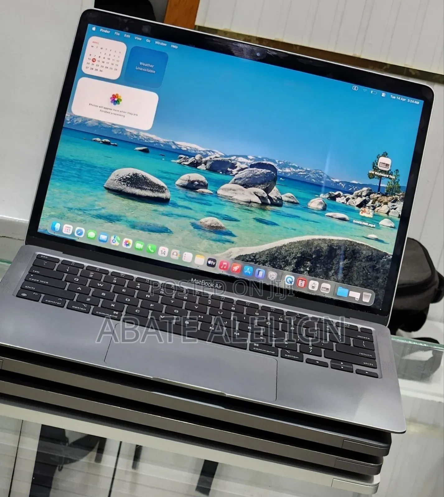 New Laptop Apple MacBook Air 2020 M1 8GB Apple M1 SSD 256GB