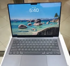 New Apple MacBook Pro 2025 M5 14-inch 16GB Apple M5 Pro SSD 512GB