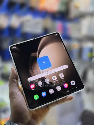 New Samsung Galaxy Z Fold 5 256 GB White