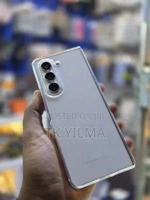 New Samsung Galaxy Z Fold 5 256 GB White