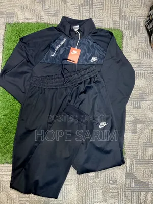 Nike Running Tracksuit: Classic Full Black