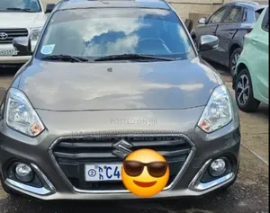 Suzuki Dzire 2022 Silver