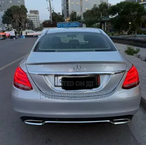 Mercedes-Benz C180 2014 Silver