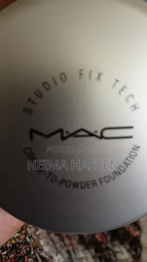 Mac Foundation Powder