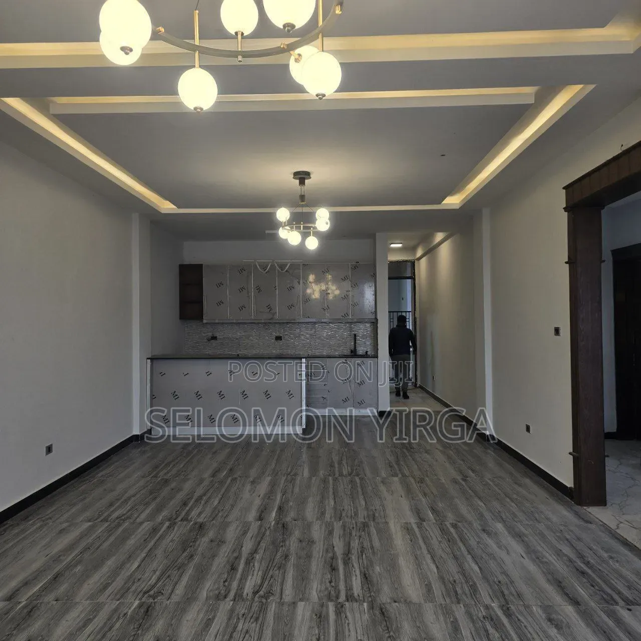 6bdrm House in Adis Abab, Bole for sale