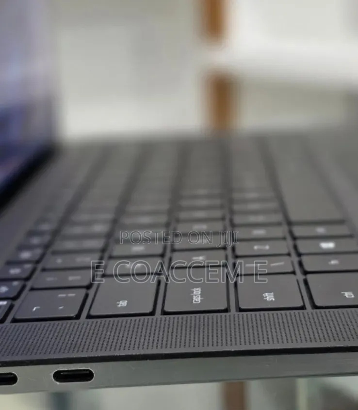 New Laptop Dell Precision 5560 16GB Intel Core i7 SSD 512GB