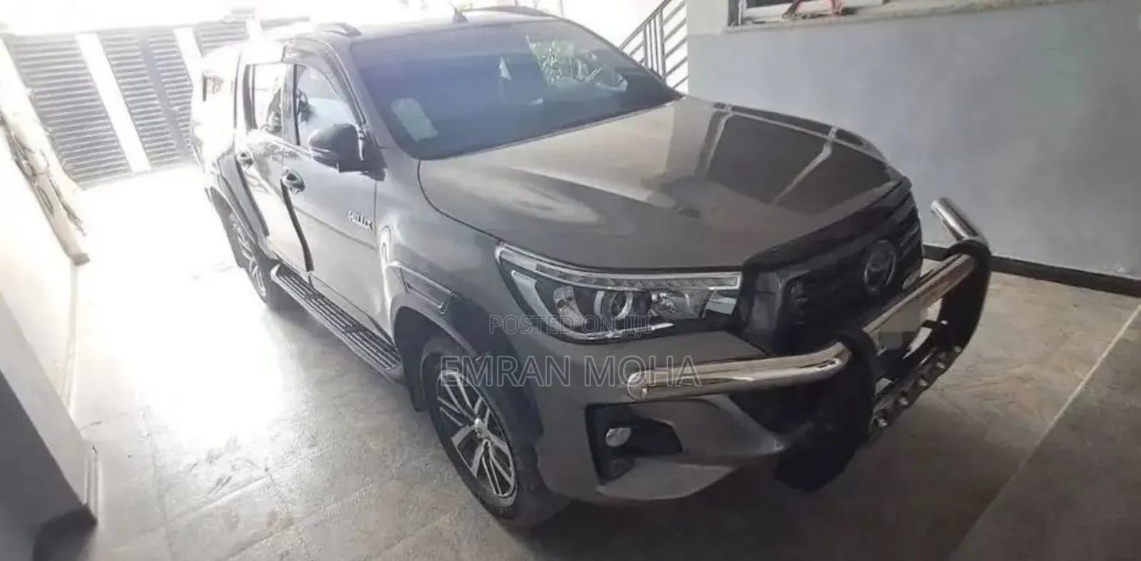 Toyota Hilux 2020 Gray