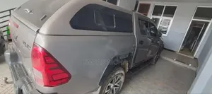 Toyota Hilux 2020 Gray