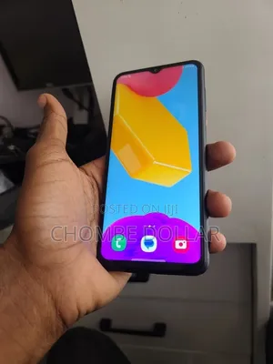 Samsung Galaxy M13 (India) 64 GB Rose Gold