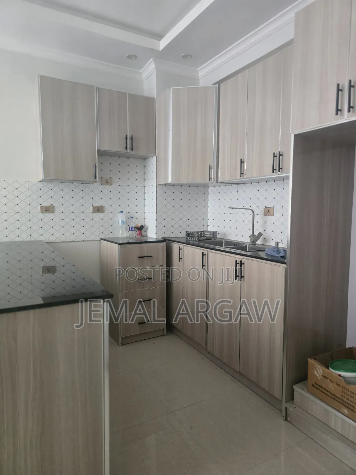 2bdrm House in Noah Realestate, Bole for sale