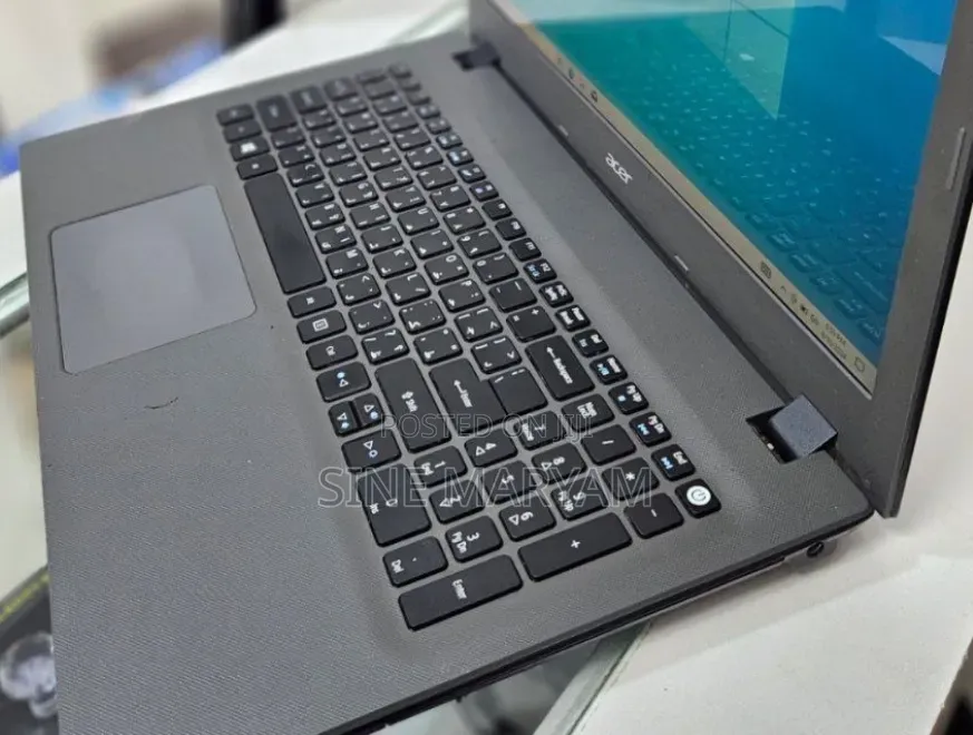 Laptop Acer Aspire 5 8GB Intel Core i5 HDD 1T