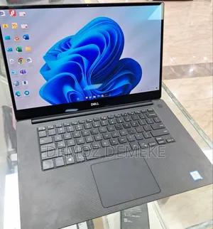 New Laptop Dell XPS 15 16GB Intel Core i7 SSD 512GB
